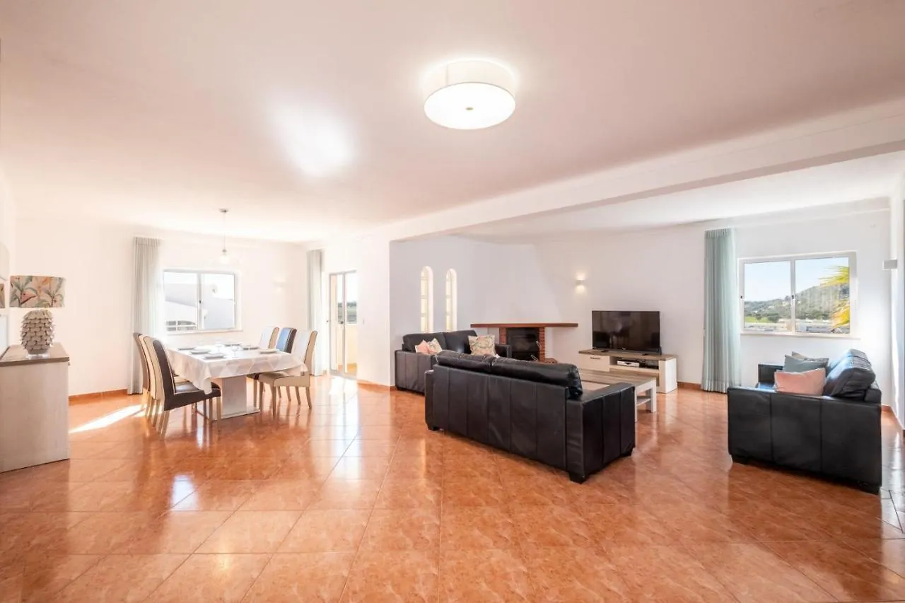Villa Kevin By Atlantic Places Αλμπουφέιρα